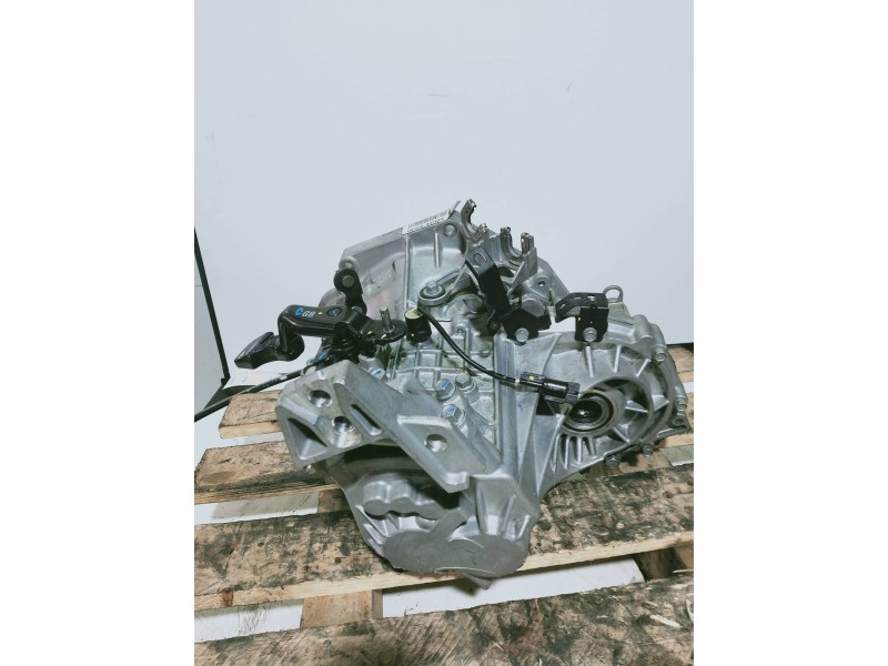 Recambio de caja cambios para kia rio (yb) attract referencia OEM IAM 5TE3GW A42504 