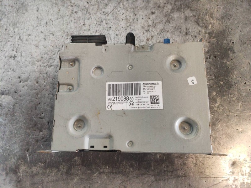 Recambio de sistema navegacion gps para citroen c-elysée shine referencia OEM IAM 9821908880  