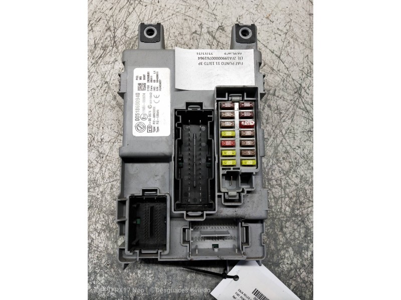 Recambio de caja reles / fusibles para fiat punto (199) easy referencia OEM IAM 00518690940 28260591 