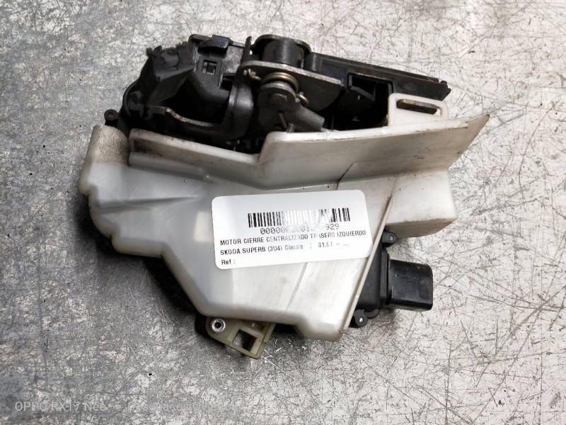 Recambio de motor cierre centralizado trasero izquierdo para skoda superb (3u4) classic referencia OEM IAM   4P