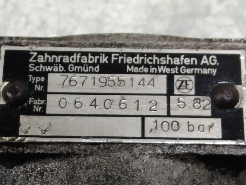 Recambio de bomba direccion para bmw serie 5 berlina (e34) 525i (125kw) referencia OEM IAM 7671955144 0640612  Recambio de bomba direccion para bmw serie 5 berlina (e34) 525i (125kw) referencia OEM IAM 7671955144 0640612