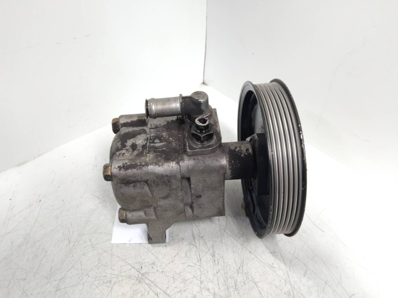 Recambio de bomba direccion para bmw serie 3 coupe (e46) 318 ci referencia OEM IAM 6750111B 7613955116 