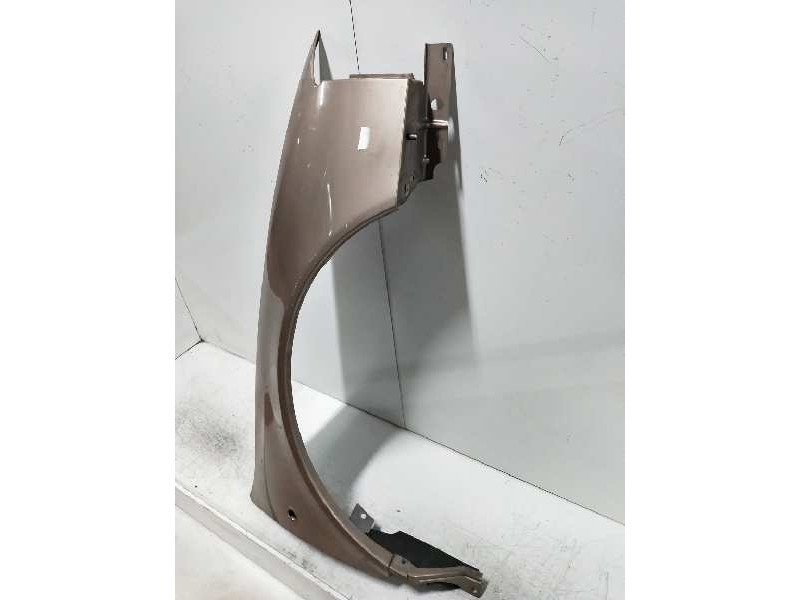 Recambio de aleta delantera derecha para chrysler 300 m (lr) 3.5 cat referencia OEM IAM   