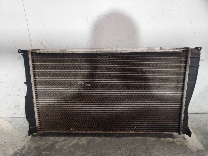 Recambio de radiador agua para bmw serie 3 berlina (e90) 318d referencia OEM IAM 780561601  