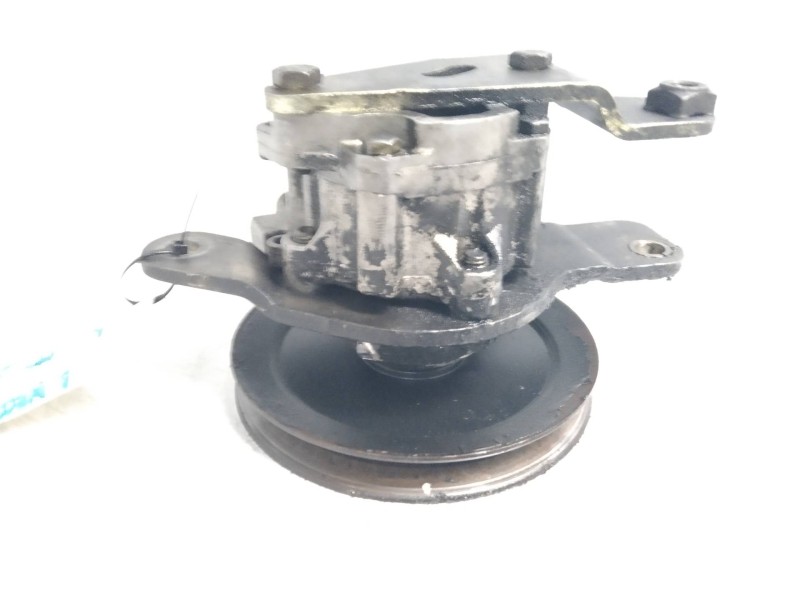 Recambio de bomba direccion para nissan atleon atleon.120 referencia OEM IAM   