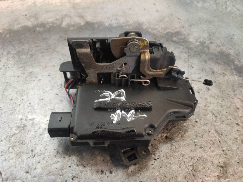 Recambio de motor cierre centralizado trasero derecho para audi a2 (8z) 1.4 referencia OEM IAM   