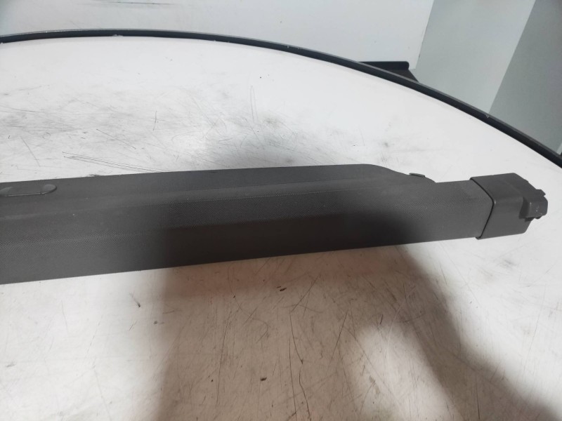 Recambio de bandeja trasera para audi a2 (8z) 1.4 referencia OEM IAM 8Z0863553  