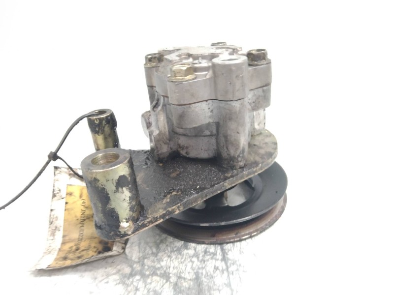 Recambio de bomba direccion para nissan pick-up (d22) 2.5 turbodiesel referencia OEM IAM 39023127  