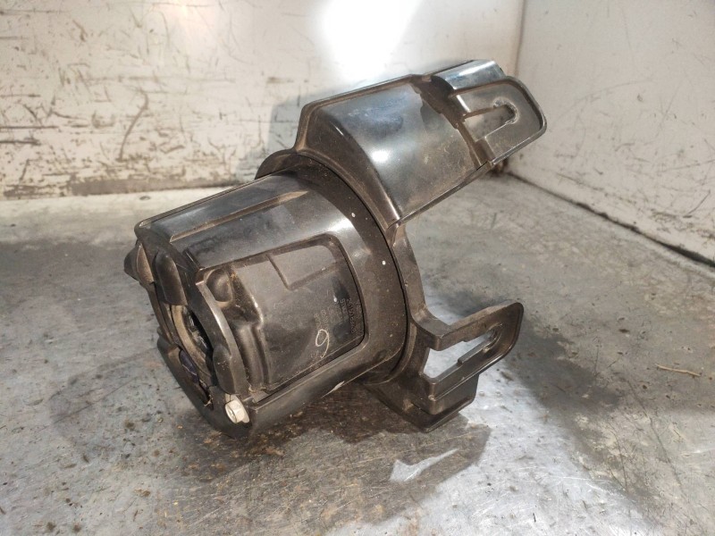 Recambio de faro antiniebla derecho para nissan nv 200 (m20) evalia premium referencia OEM IAM 261508992B  