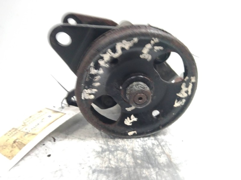 Recambio de bomba direccion para nissan pathfinder (r51) 2.5 dci xe referencia OEM IAM 89203802  