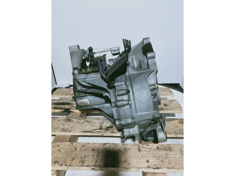 Recambio de caja cambios para volvo s40 berlina 1.8 kinetic referencia OEM IAM 3M5R7002XC T1GE2 060704 173148 