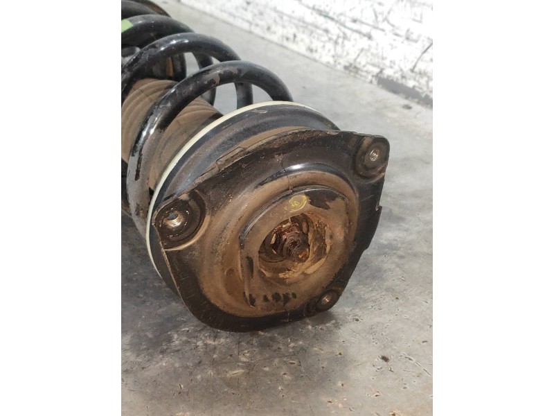 Recambio de amortiguador delantero izquierdo para nissan nv 200 (m20) evalia premium referencia OEM IAM   