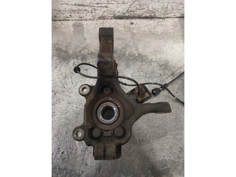 Recambio de mangueta delantera derecha para nissan nv 200 (m20) evalia premium referencia OEM IAM   