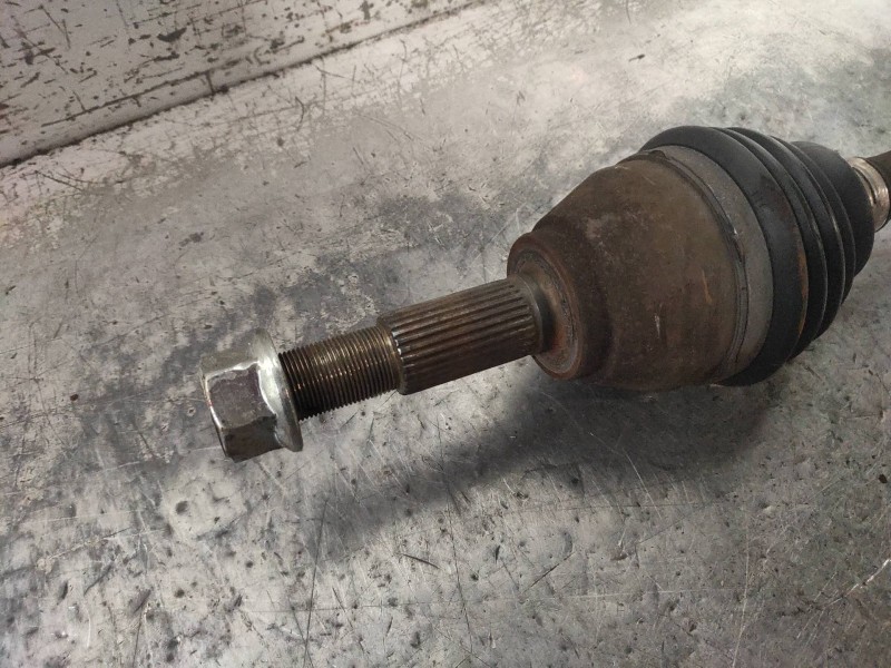 Recambio de transmision delantera izquierda para nissan nv 200 (m20) evalia premium referencia OEM IAM   