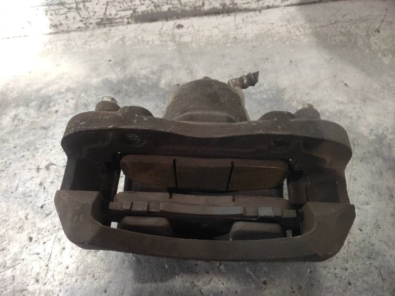 Recambio de pinza freno delantera derecha para nissan nv 200 (m20) evalia premium referencia OEM IAM   