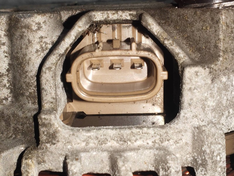 Recambio de alternador para nissan nv 200 (m20) evalia premium referencia OEM IAM A3TJ4081ZE 231003VDIA 