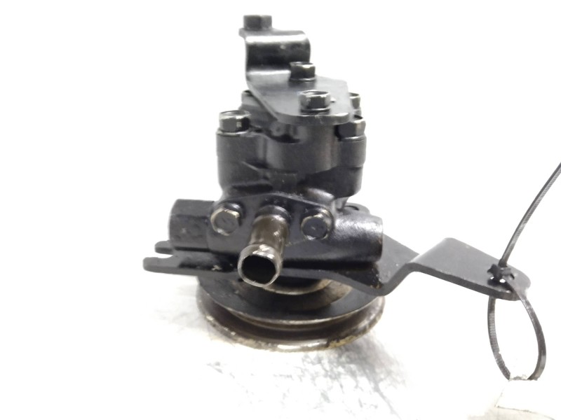Recambio de bomba direccion para nissan primera berl./familiar (p10/w10) slx berlina (p10) referencia OEM IAM   