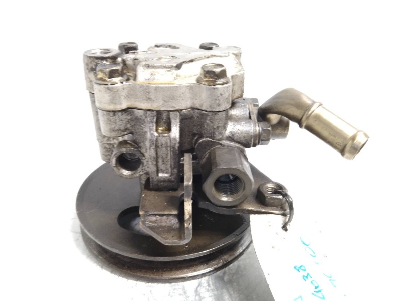 Recambio de bomba direccion para nissan vanette cargo (hc23) 2.3 diesel referencia OEM IAM    Recambio de bomba direccion para nissan vanette cargo (hc23) 2.3 diesel referencia OEM IAM