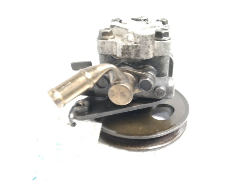 Recambio de bomba direccion para nissan vanette cargo (hc23) 2.3 diesel referencia OEM IAM    Recambio de bomba direccion para nissan vanette cargo (hc23) 2.3 diesel referencia OEM IAM