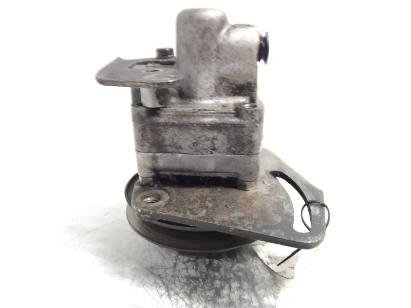 Recambio de bomba direccion para nissan trade referencia OEM IAM 7681955174  