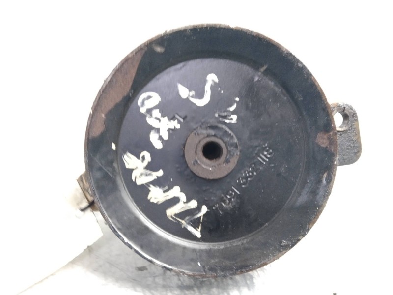 Recambio de bomba direccion para nissan trade 100 referencia OEM IAM 7692974118  