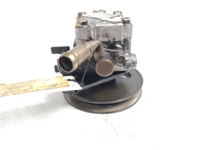 Recambio de bomba direccion para nissan vanette cargo (hc23) 2.3 diesel referencia OEM IAM   
