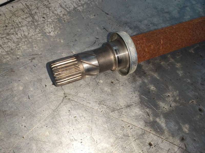 Recambio de transmision delantera derecha para renault zoe bose referencia OEM IAM 391008720R  