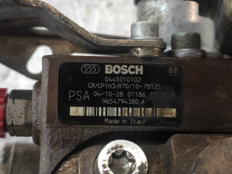 Recambio de bomba inyeccion para citroen c4 berlina sx referencia OEM IAM 9654794380A 9654794380A BOSCH