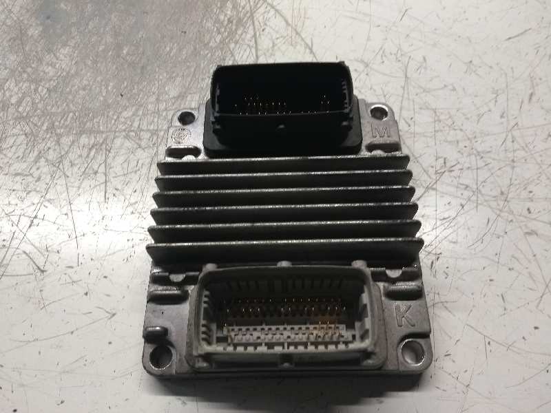 Recambio de centralita motor uce para chevrolet nubira berlina cdx referencia OEM IAM 96419331 XAKP 1M MR140