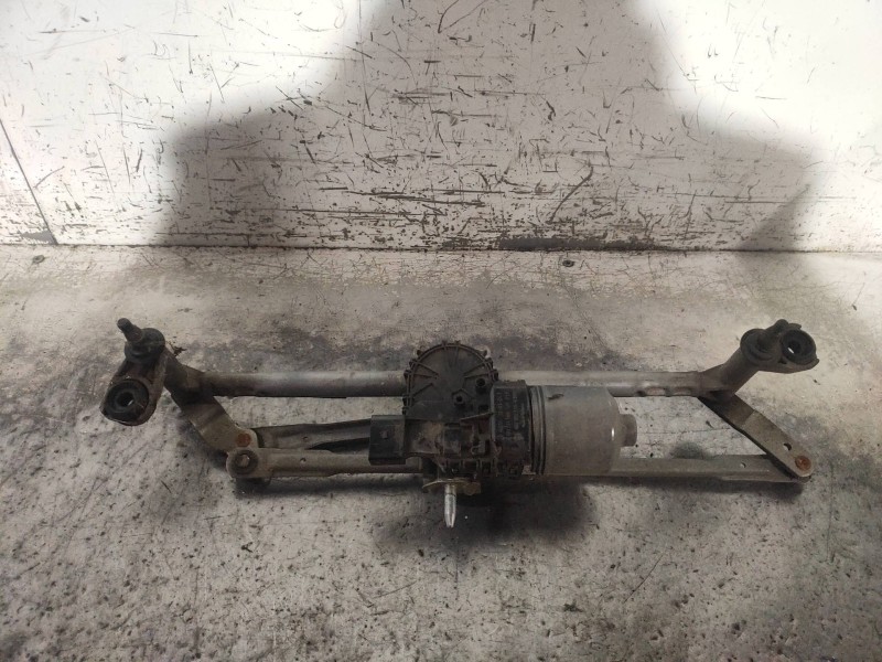 Recambio de motor limpia delantero para volkswagen polo (6r1) crosspolo referencia OEM IAM 0390241566 6R1955119A 