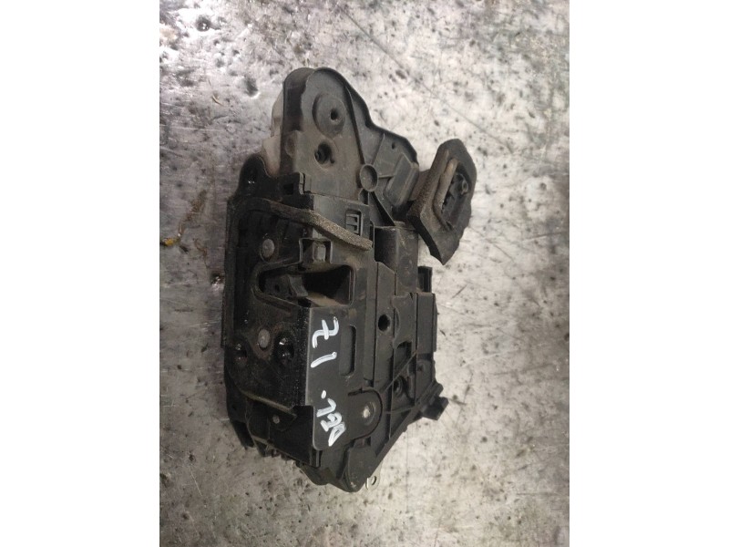 Recambio de motor cierre centralizado delantero izquierdo para volkswagen polo (6r1) crosspolo referencia OEM IAM 5K1837015 A65K