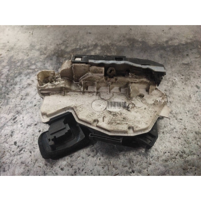 Recambio de motor cierre centralizado delantero izquierdo para volkswagen polo (6r1) crosspolo referencia OEM IAM 5K1837015 A65K