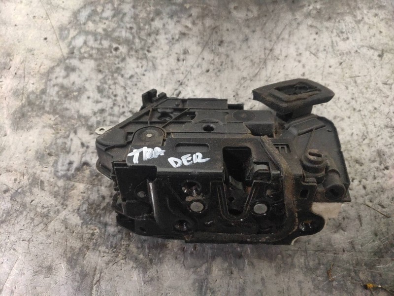 Recambio de motor cierre centralizado trasero derecho para volkswagen polo (6r1) crosspolo referencia OEM IAM 5K4839016 465K4839