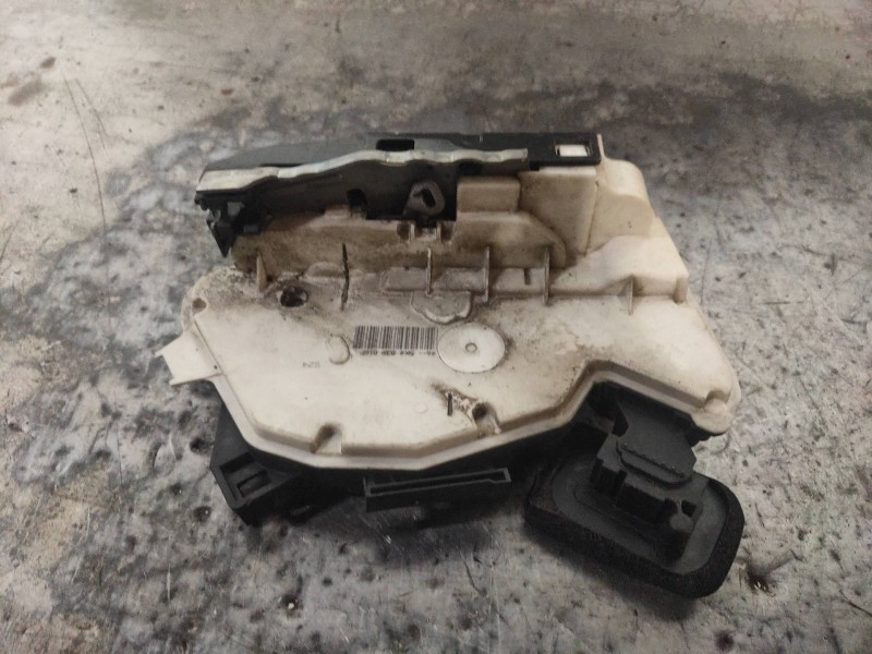 Recambio de motor cierre centralizado trasero derecho para volkswagen polo (6r1) crosspolo referencia OEM IAM 5K4839016 465K4839