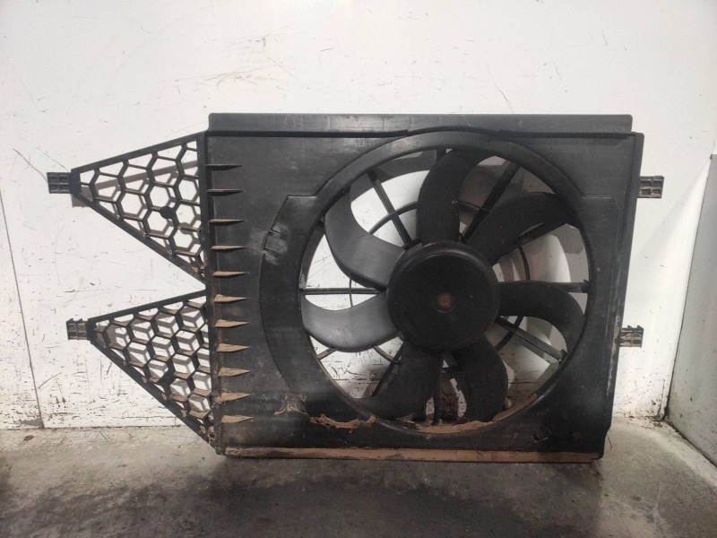 Recambio de electroventilador para volkswagen polo (6r1) crosspolo referencia OEM IAM 6R0121207A  