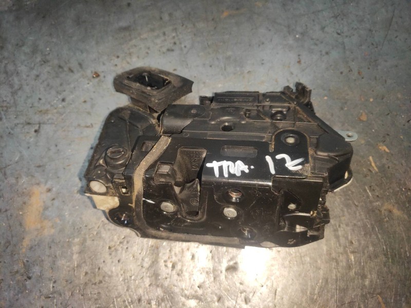 Recambio de motor cierre centralizado trasero izquierdo para volkswagen polo (6r1) crosspolo referencia OEM IAM 5K4839015 455K48