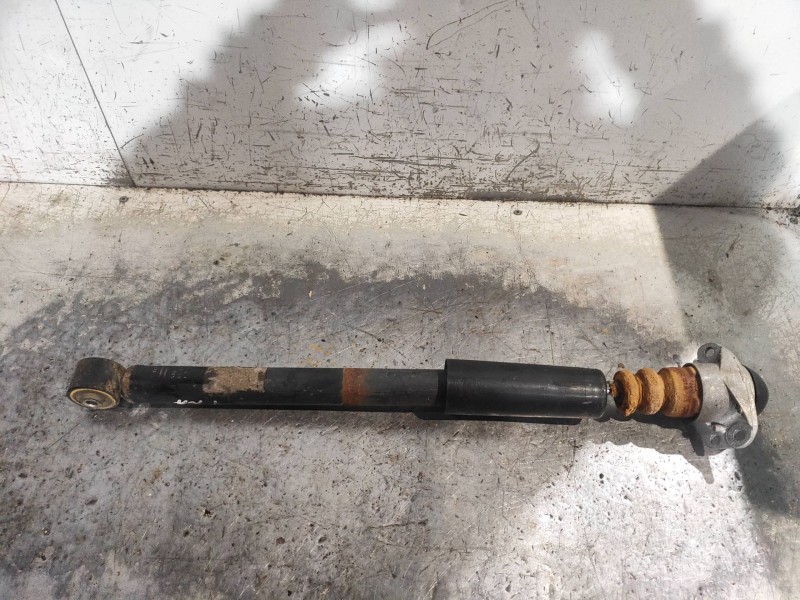 Recambio de amortiguador trasero derecho para volkswagen polo (6r1) crosspolo referencia OEM IAM   