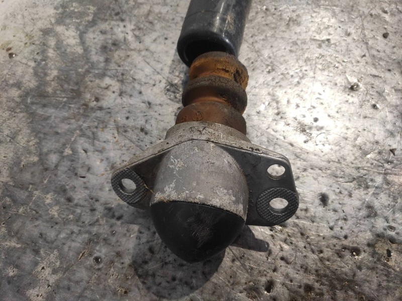 Recambio de amortiguador trasero izquierdo para volkswagen polo (6r1) crosspolo referencia OEM IAM 6R0513025AD  