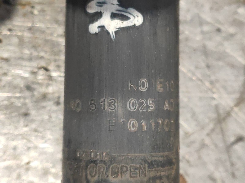 Recambio de amortiguador trasero izquierdo para volkswagen polo (6r1) crosspolo referencia OEM IAM 6R0513025AD  