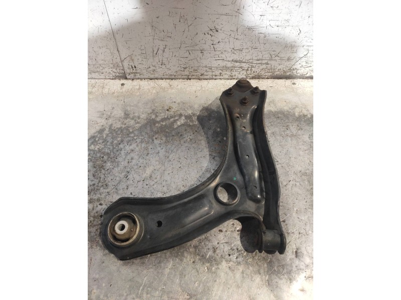 Recambio de brazo suspension inferior delantero derecho para volkswagen polo (6r1) crosspolo referencia OEM IAM   