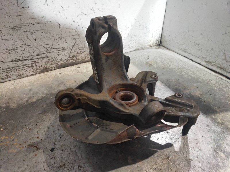 Recambio de mangueta delantera izquierda para volkswagen polo (6r1) crosspolo referencia OEM IAM   