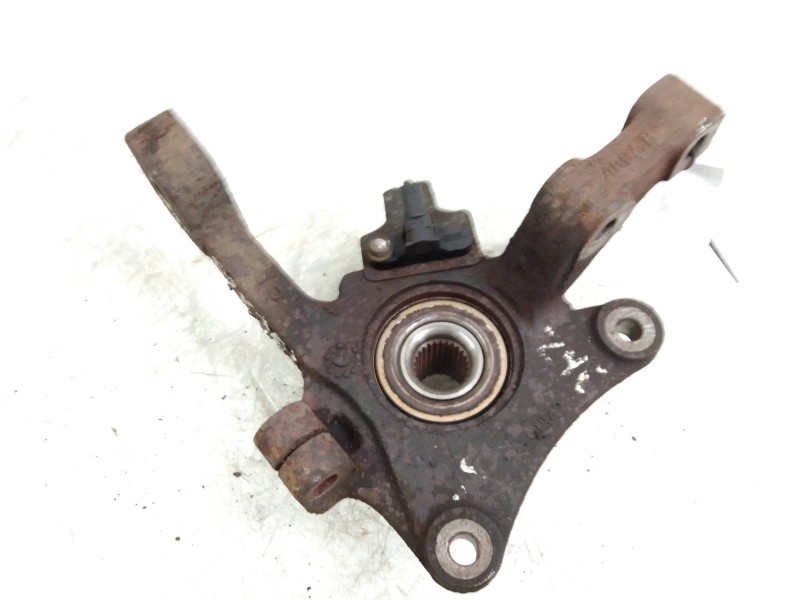 Recambio de mangueta delantera izquierda para chrysler pt cruiser cabrio 2.4 16v cat referencia OEM IAM   