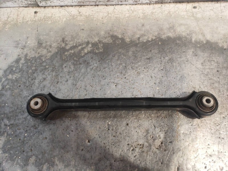Recambio de brazo suspension superior trasero derecho para bmw serie 3 coupe (e92) 335i referencia OEM IAM 676347108  
