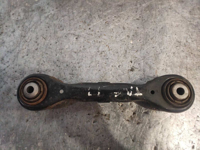 Recambio de brazo suspension superior trasero izquierdo para bmw serie 3 coupe (e92) 335i referencia OEM IAM 3332676542506  