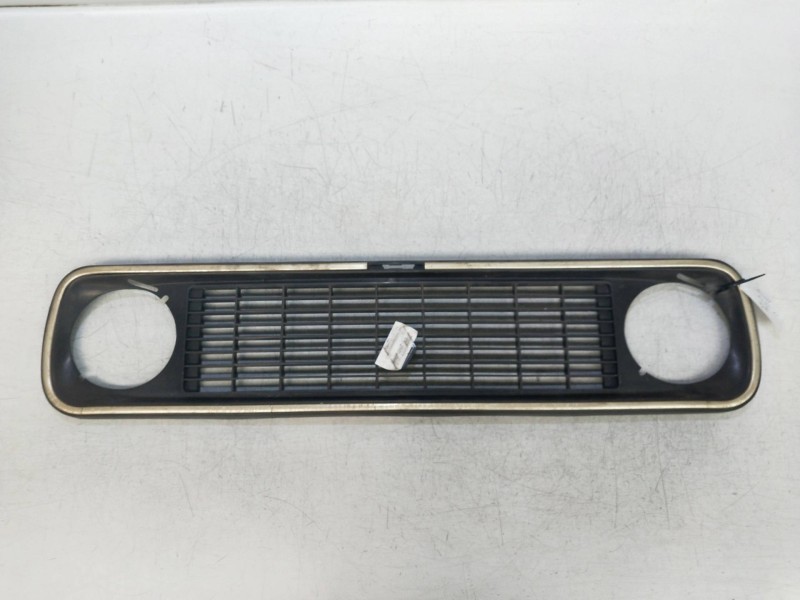 Recambio de rejilla delantera para renault 4 berlina/familiar/furgoneta 1.1 referencia OEM IAM   