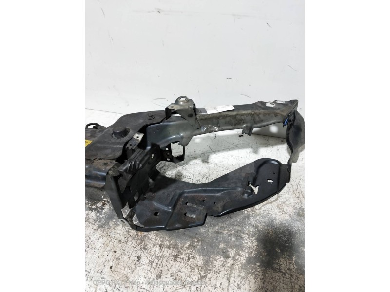 Recambio de panel frontal para volvo s40 berlina 1.8 kinetic referencia OEM IAM   