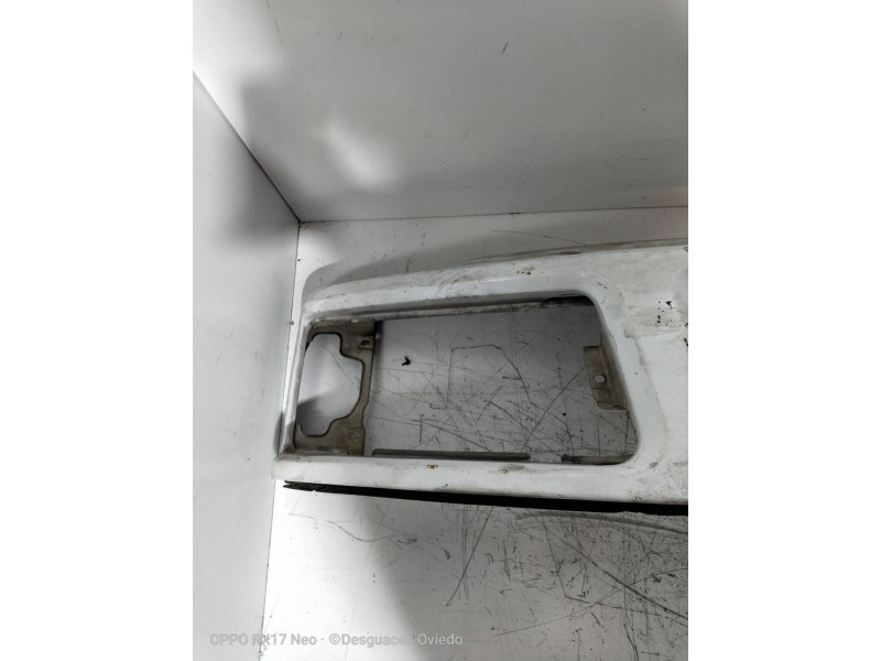 Recambio de panel frontal para iveco daily caja cerrada (1989 =>) 30-8 caja cerrada referencia OEM IAM   