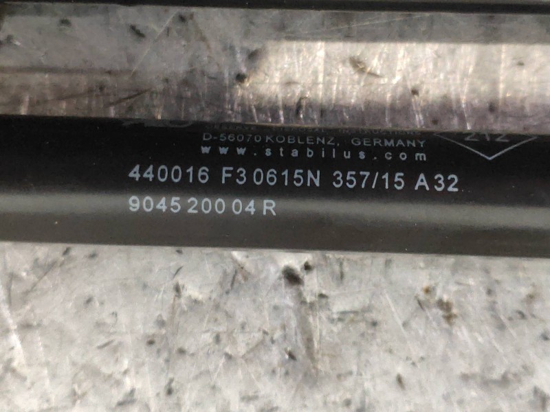 Recambio de amortiguadores maletero / porton para dacia duster ambiance 4x2 referencia OEM IAM 904520004R  