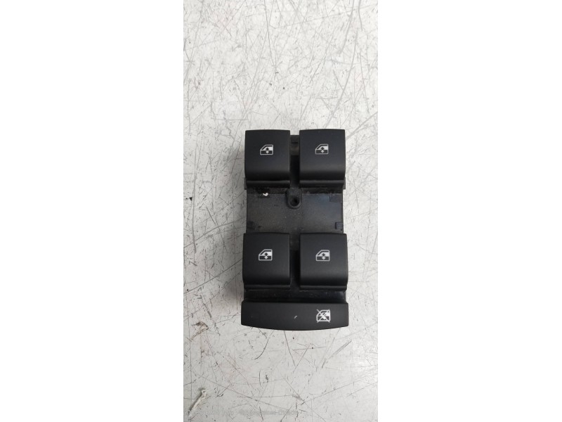 Recambio de mando elevalunas delantero izquierdo para opel insignia berlina cosmo referencia OEM IAM 13301743  