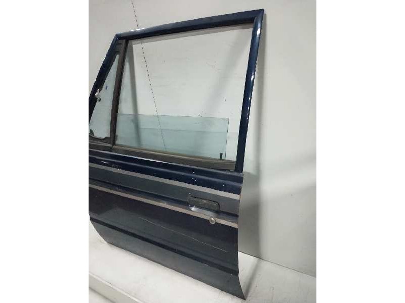 Recambio de puerta delantera izquierda para mitsubishi montero (l040) referencia OEM IAM   